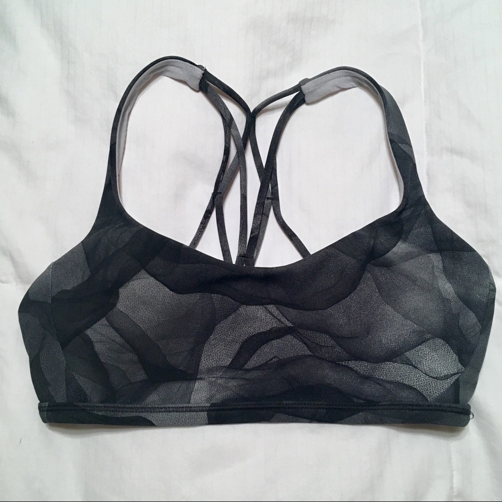 Lululemon Free To Be Zen size 4 sports bra.